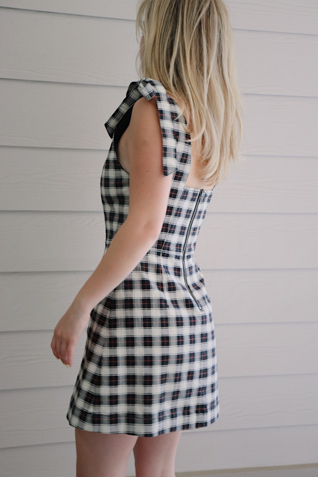 ALICE + OLIVIA DRESS view 4