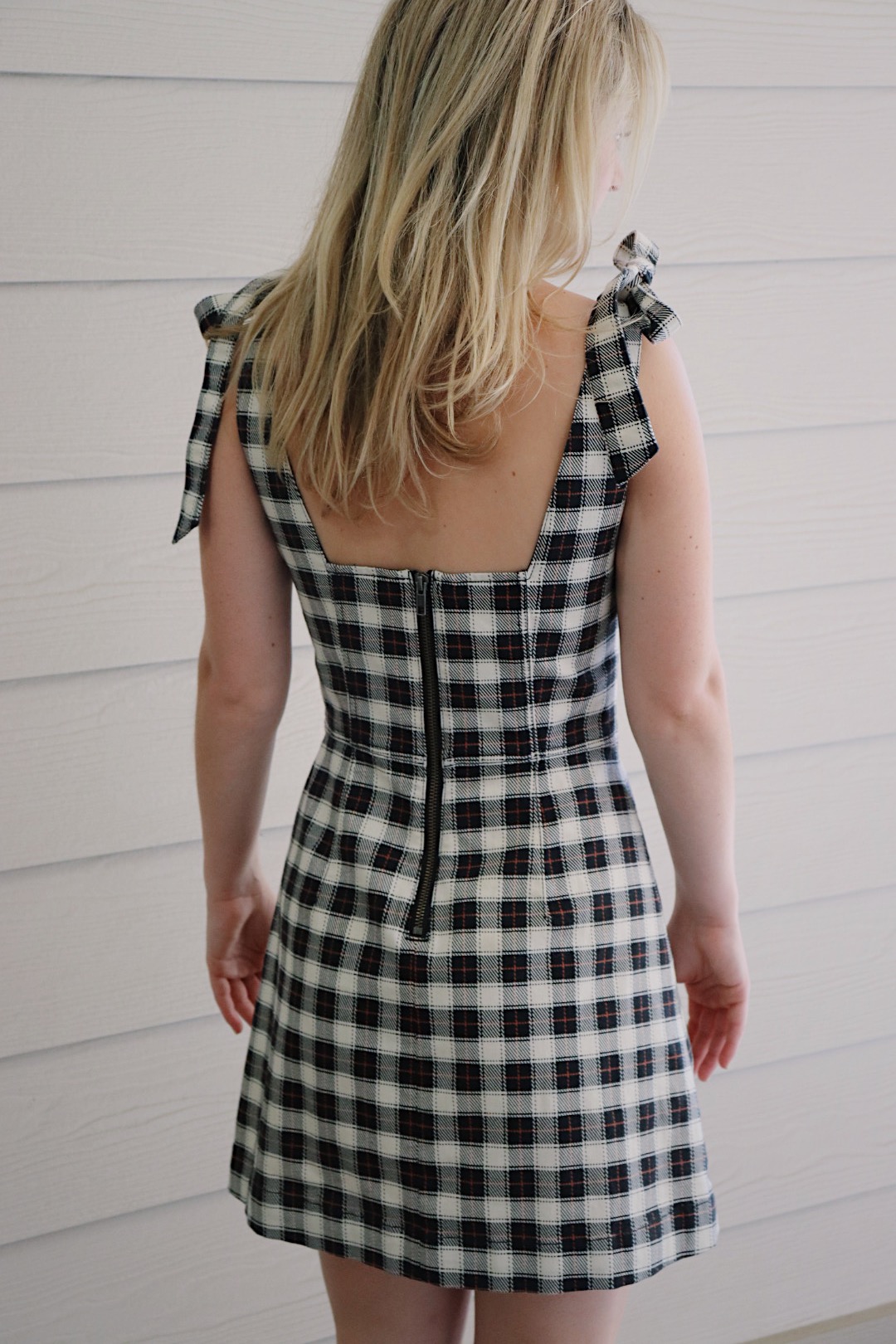 ALICE + OLIVIA DRESS view 5